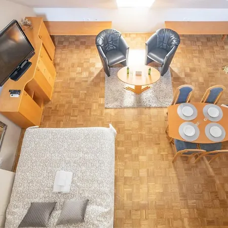 Apartment Golf - Flucher Turizem *